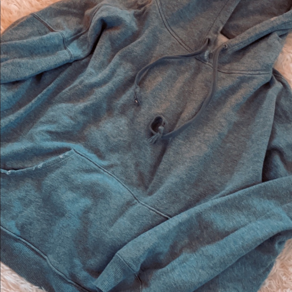 Grey Aerie sweatshirt